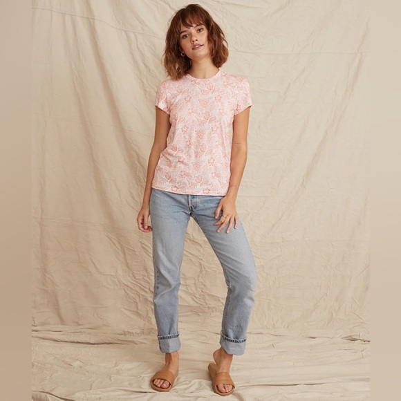 Marine Layer Tops - NWT Marine Layer Women’s Classic Crew in Papaya Hawaiian Print Short Sleeves S